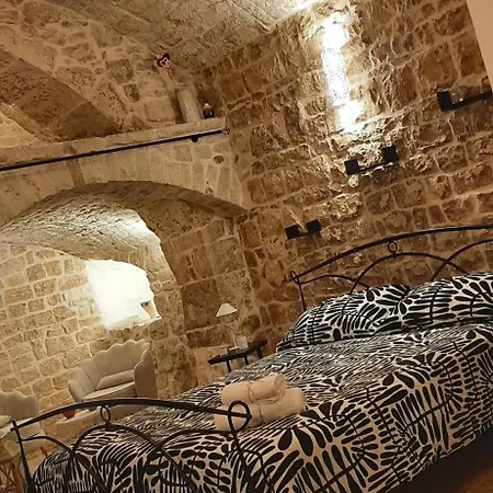 Dimora Cleo 住宿加早餐酒店 普蒂尼亚诺