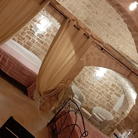 Dimora Cleo 住宿加早餐酒店 普蒂尼亚诺