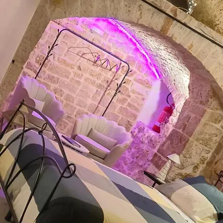 Dimora Cleo 4*