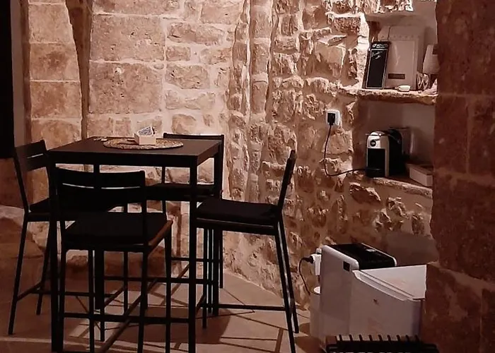 Dimora Cleo فندق مبيت وإفطار بوتينيانو